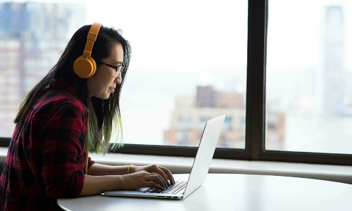 Lý do những người chỉ thích nhắn tin thay vì gọi điện