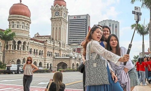 Vì sao Malaysia vượt Thái Lan thành điểm du lịch số một Đông Nam Á?
