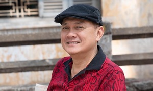 Nghệ sĩ Hữu Châu ra sách về thăng trầm nghề diễn