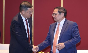 Thủ tướng muốn ngân hàng Trung Quốc tham gia trung tâm tài chính quốc tế Việt Nam