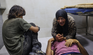 Israel bị cáo buộc bắn chết 21 người chờ viện trợ ở Gaza