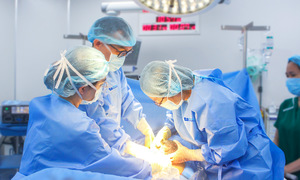A risky twin pregnancy with intrauterine growth restriction