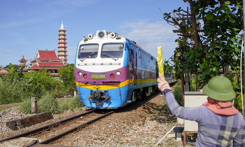 Tổ chức tàu cho công chức đi làm chặng Quảng Bình - Quảng Trị