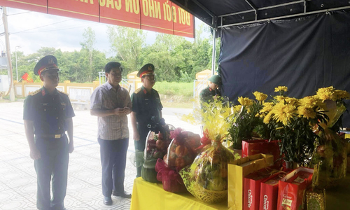 Tìm thấy 11 hài cốt liệt sĩ ở cao điểm 82