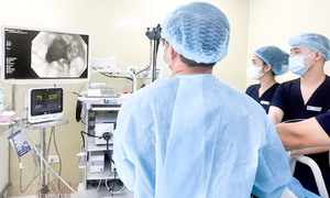 Thiếu niên bị đa polyp