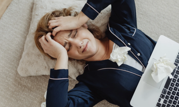 Làm việc từ xa căng thẳng gấp đôi ở văn phòng