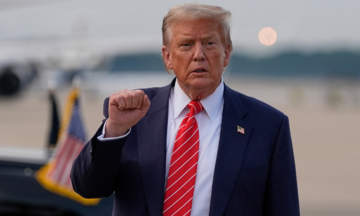 Ông Trump giành thắng lợi lớn về pháp lý