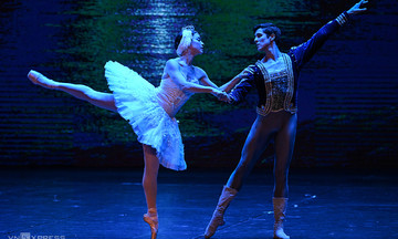 Nghệ sĩ Cuba diễn loạt trích đoạn ballet kinh điển