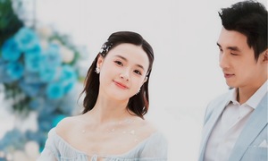 Vợ chồng Midu kỷ niệm ngày cưới trên biển