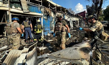 Tư lệnh Ukraine: Nga đẩy mạnh tấn công thành phố chiến lược ở Donetsk