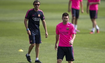 Xung đột ít biết giữa Messi - Enrique ở Barca