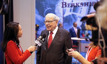 Warren Buffett làm từ thiện kỷ lục 6 tỷ USD