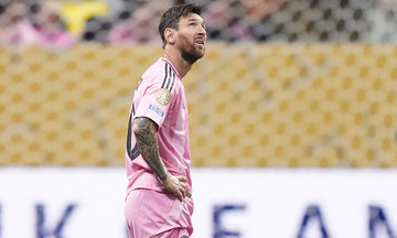 7 cú tua chậm về Messi trong thất bại 0-4 trước PSG