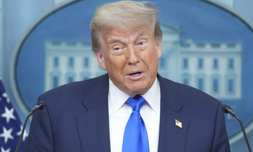 Ông Trump nói sẽ đề cử người ủng hộ giảm lãi làm Chủ tịch Fed