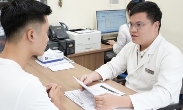 Thức khuya có gây sỏi thận?