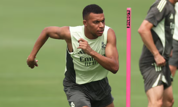 Mbappe tái xuất trước Juventus