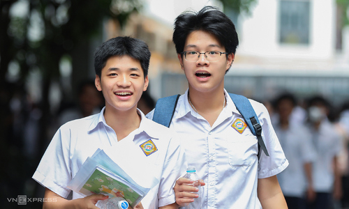 Hanoi's 10th Grade Entrance Exam Scores Expected July 4