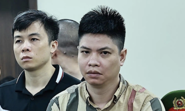 Án tử hình với cựu công an dùng ôtô biển xanh chở ma túy