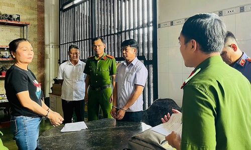 Vợ chồng chủ công ty bị bắt vì chiếm đoạt 27 tỷ đồng của bạn