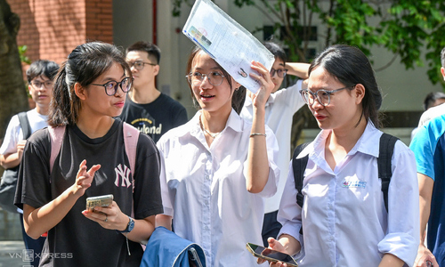 Hạn cuối nộp hồ sơ xét học bạ, chứng chỉ vào gần 20 đại học ở Hà Nội