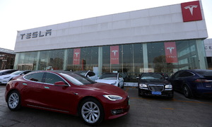 Doanh số Tesla giảm kỷ lục