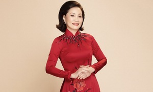 Hồng Đào làm mẫu ảnh ở tuổi 62