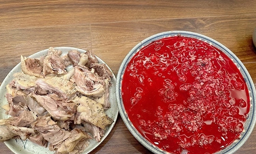 Nguy kịch sau ba ngày ăn tiết canh