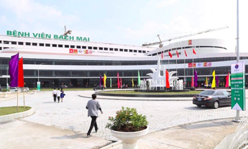 Bệnh viện Bạch Mai tuyển 1.200 nhân viên y tế cho cơ sở 2
