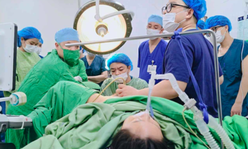 Sản phụ băng huyết nguy kịch sau hai tuần sinh con