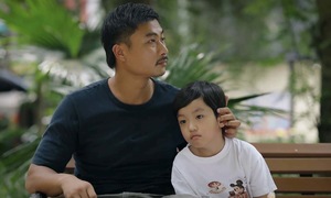 Child actor moves audiences in 'gentle sunlight'