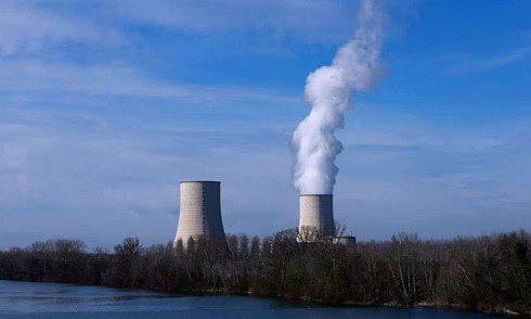 France, Switzerland shut down nuclear plants amid heatwave