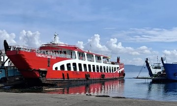 Chìm phà chở 65 người gần đảo Bali