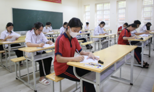 Loạt trường học lấy 3 điểm mỗi môn vào lớp 10