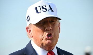 Ông Trump 'không hài lòng' về cuộc điện đàm với ông Putin