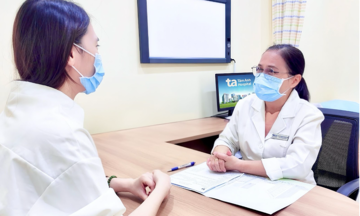 Tại sao tắm đêm có thể gây đột quỵ?