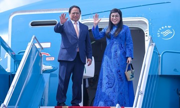 Thủ tướng lên đường dự Hội nghị Thượng đỉnh BRICS mở rộng