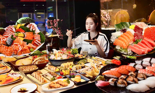 Cô gái Quảng Ninh có sức ăn gấp 5 người thường