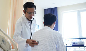 Virus cúm B tấn công cơ tim thiếu niên gây viêm