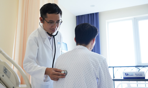 Virus cúm B tấn công cơ tim thiếu niên gây viêm