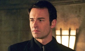 Sao 'Phép thuật' Julian McMahon qua đời