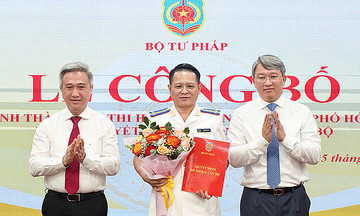 Ông Nguyễn Văn Hòa làm Trưởng Thi hành án dân sự TP HCM sau hợp nhất