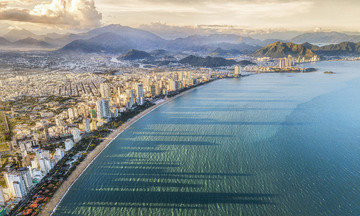 Nha Trang tung ưu đãi du lịch cho khách bay đêm