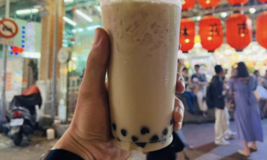 Nữ ca sĩ mất sự nghiệp vì nghiện trà sữa
