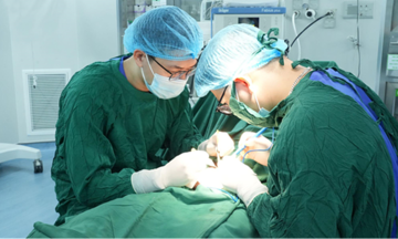 Gãy dương vật sau 'tự sướng'