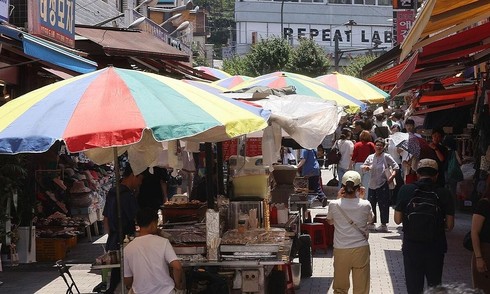 Hàn Quốc sắp phát tiền cho người dân