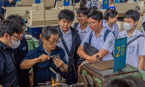 Nhiều đại học giảm học phí cho tân sinh viên ngành công nghệ, kỹ thuật