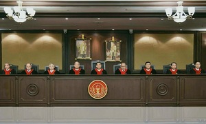 Tòa án Hiến pháp - trọng tài quyền lực ở Thái Lan