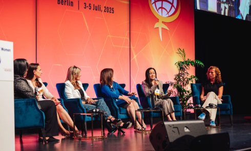 CEO PAN Group nêu chiến lược ra toàn cầu tại Global Summit of Women