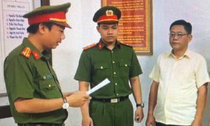 Chiêu 'ăn chặn' tiền cư dân của Ban quản trị chung cư Miếu Nổi
