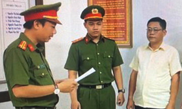 Chiêu 'ăn chặn' tiền cư dân của Ban quản trị chung cư Miếu Nổi